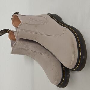 Dr. Martens Women's Virginia Leather Chelsea Ankle Boots Vintage